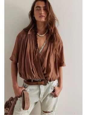 Free People Bohemian Billowy Lightweight Benny Shirt in Brown Size Large NWT